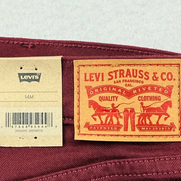 Levi's Womens Classic Straight Mid Rise Stretch Burgundy Denim Jeans Size 14 NWT - Picture 3 of 11